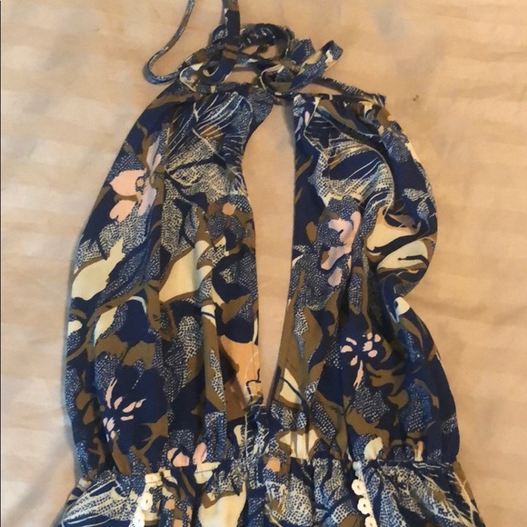 Blue floral romper - Picture 3 of 4